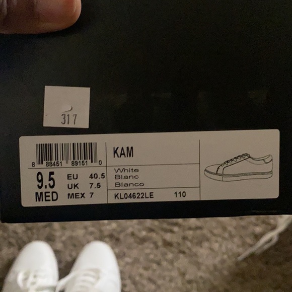 Kenneth Cole white sneakers. Only own once. - Picture 3 of 3